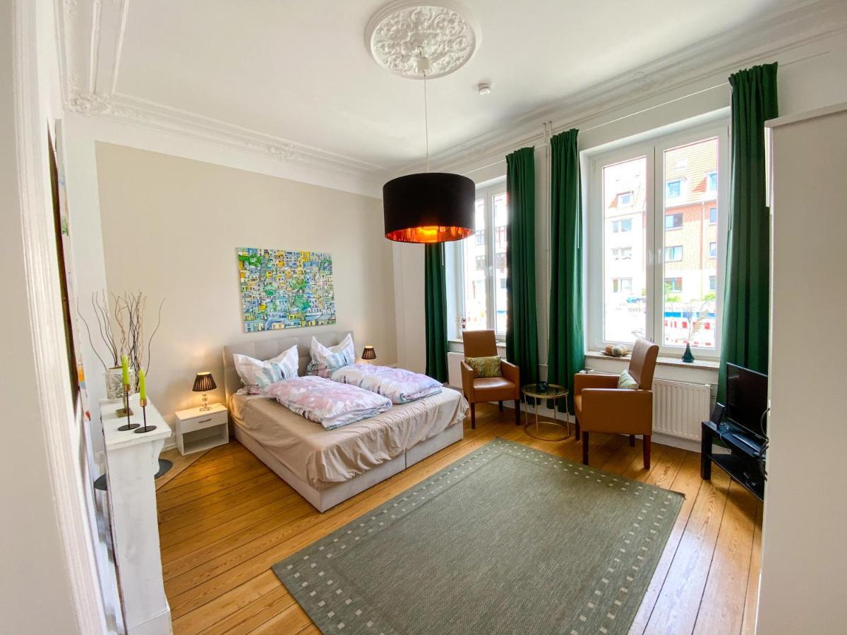 Villa Hanseart Luebeck - Privatzimmer In Zentraler Lage Zewnętrze zdjęcie